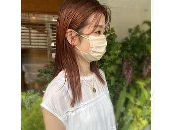 アンバー カラー